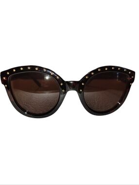 Tortoise Shell Gold Studded Cat Eye Sunglasses